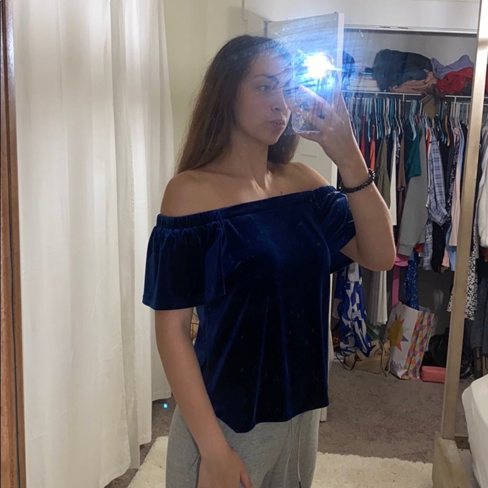 Blue velvet off the shoulder